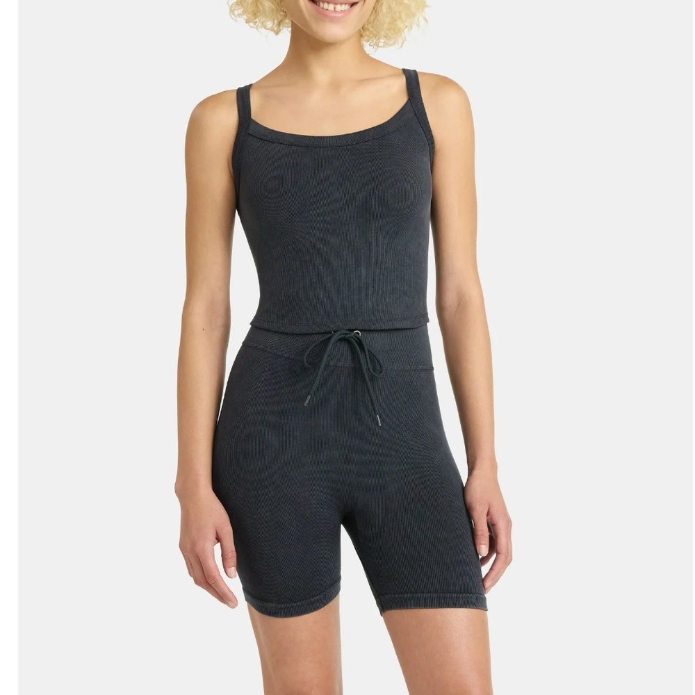 NO BOUNDARIES Seamless Tank & Bikeshorts Set - Size M